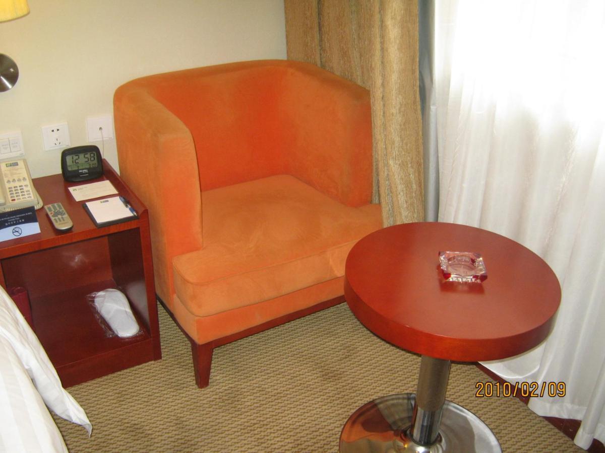 Holiday Inn Express Tianjin Dongli, An Ihg Hotel ภายนอก รูปภาพ